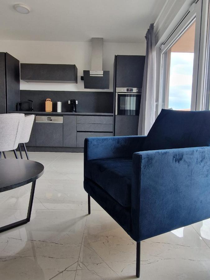 Deluxe Apartment Mila نين المظهر الخارجي الصورة