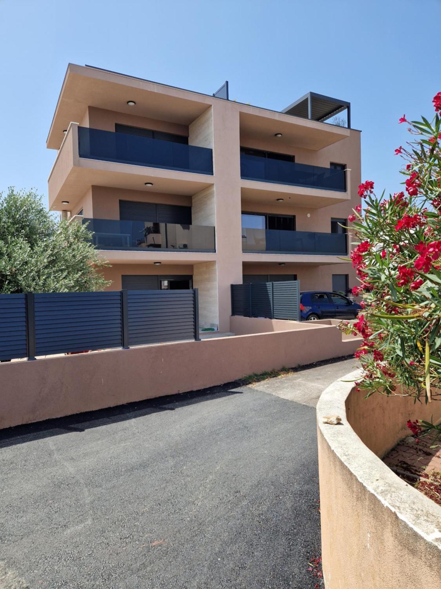 Deluxe Apartment Mila نين المظهر الخارجي الصورة